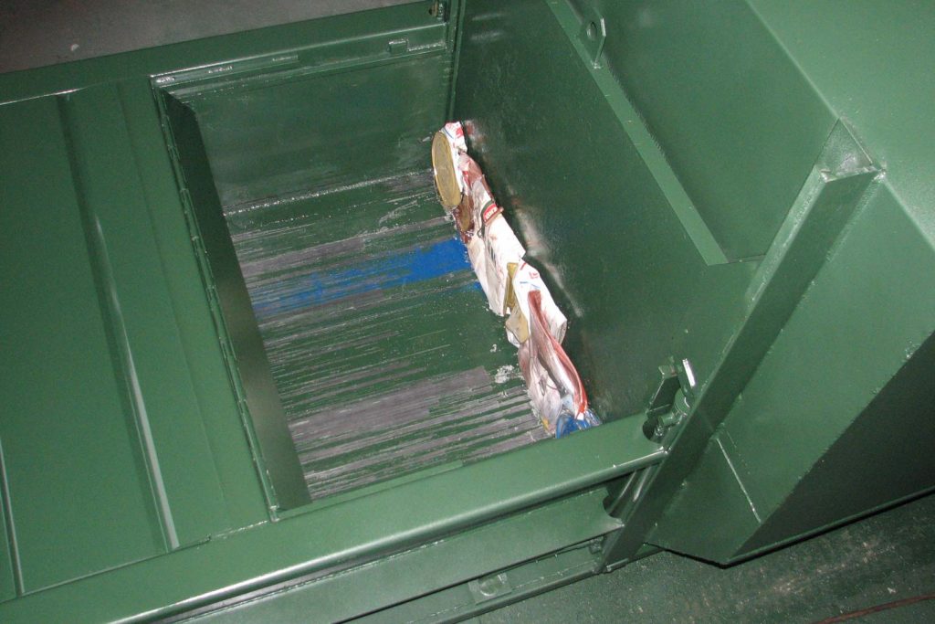 Commercial Waste PreCrusher Rotobale Compaction Solutions Inc.